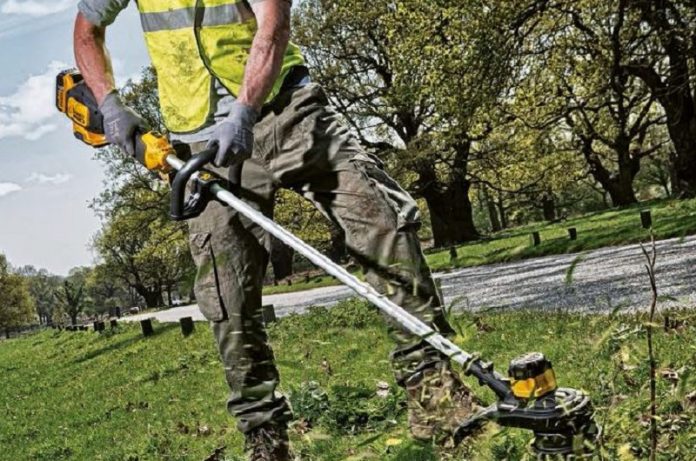 utensili a batteria per il giardinaggio