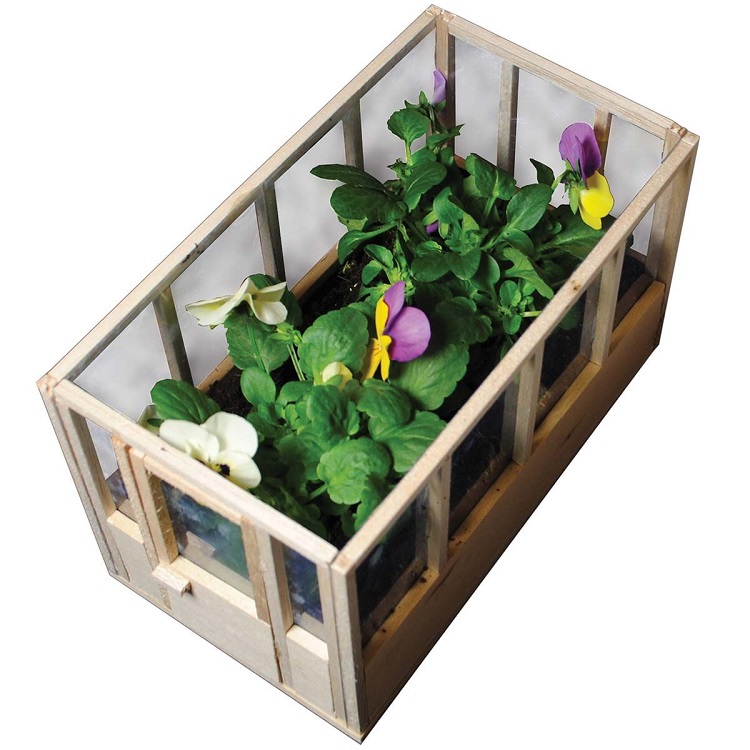 Prodotti strani per il giardinaggio - casetta piante