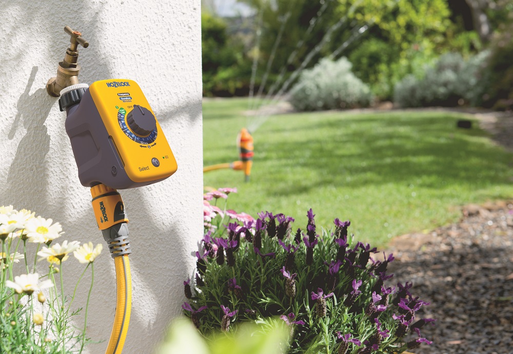 Arredo giardino e il colore Pantone - Hozelock