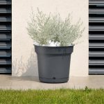 Vaso Hydral e Kit Balcone: due soluzioni per prendersi cura del verde HYDRAL